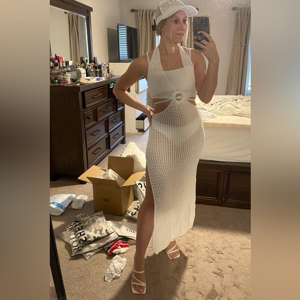 Boho cut-out ring halter neck white swim coverup